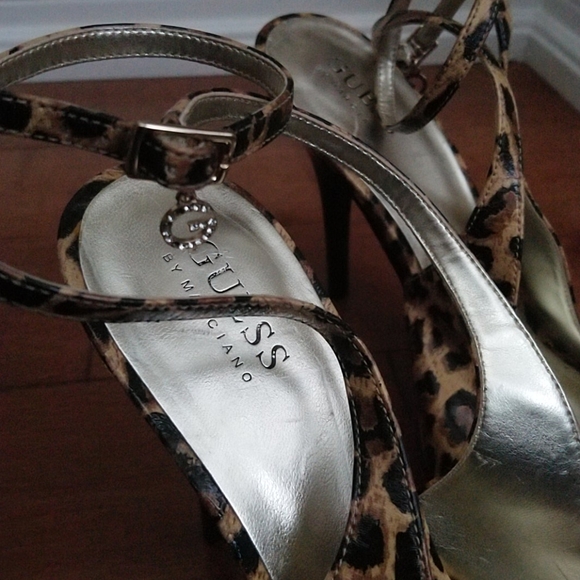 Guess Cheetah Heels - Picture 3 of 7
